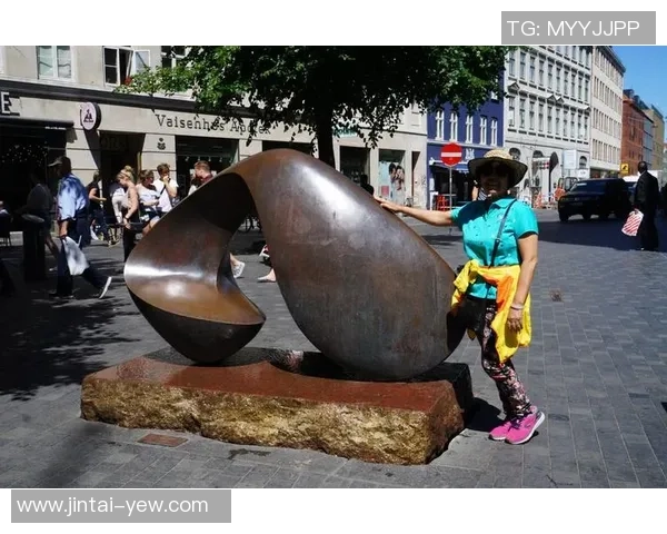 丹麦现役足球球星领衔北欧绿茵风暴再掀欧洲赛场新篇章 丹麦现役足球球星领衔北欧绿茵风暴再掀欧洲赛场新篇章