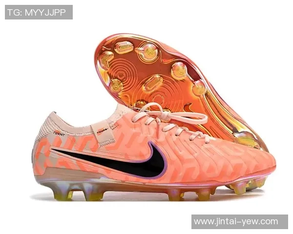 球星上脚足球鞋精选图鉴 每双鞋背后的故事与传奇 球星上脚足球鞋精选图鉴 每双鞋背后的故事与传奇